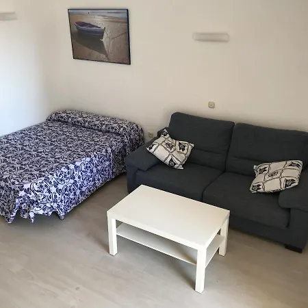Apartamento Estudios Y Benal *